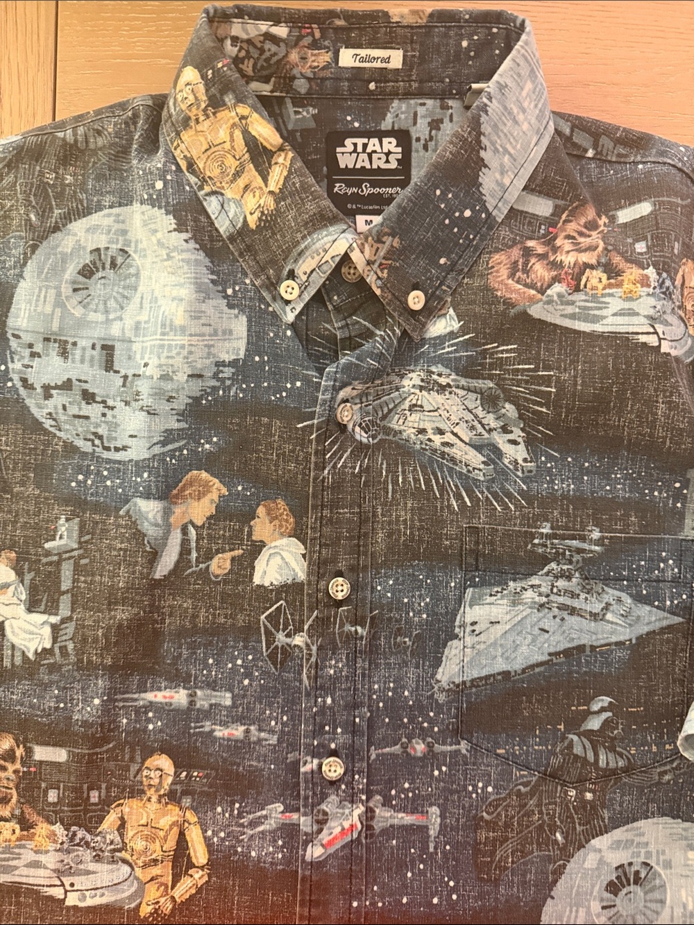 Reyn Spooner Star Wars “A Galaxy Far, Far Away Aloha Shirt Black Medium Tailored